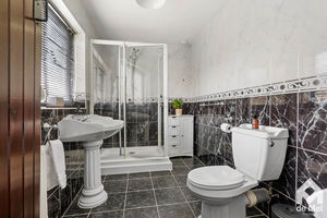 Photo 11- click for photo gallery